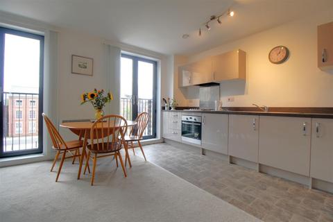 2 bedroom apartment for sale, Friars Orchard, Gloucester