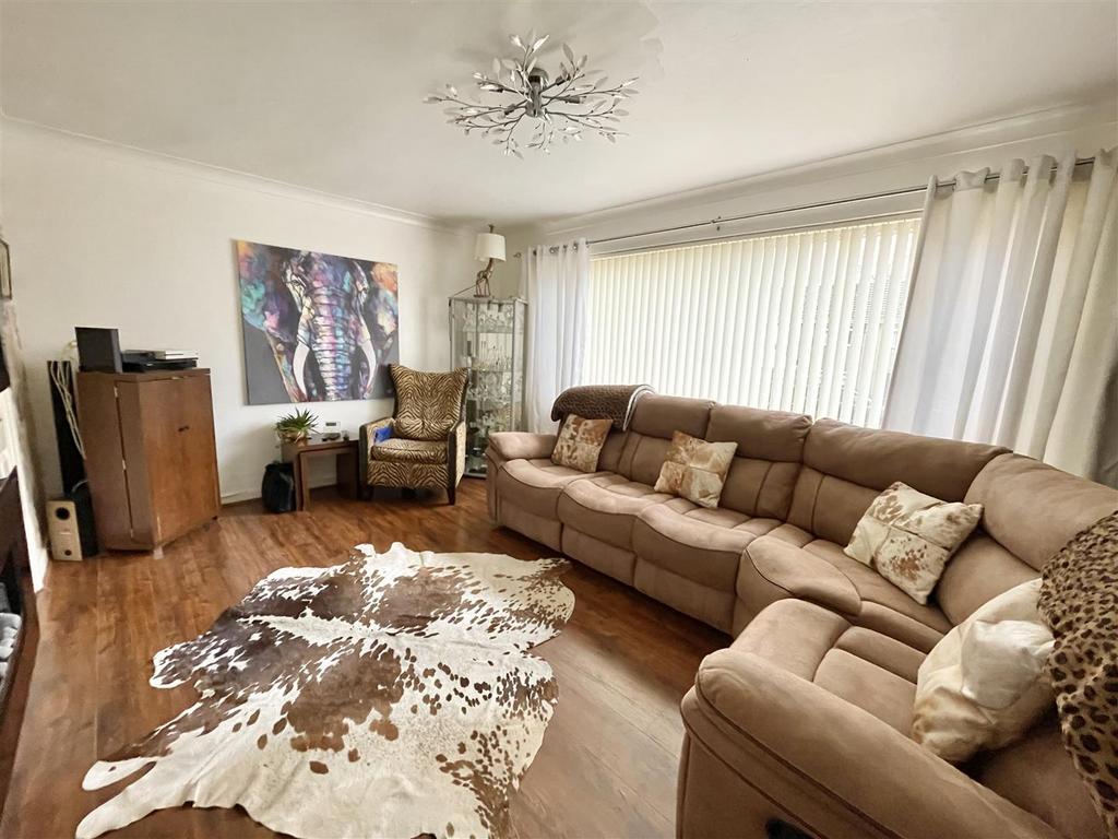 Another Aspect Of The Lounge