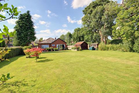 2 bedroom detached bungalow for sale, North Road, Lund, Driffield