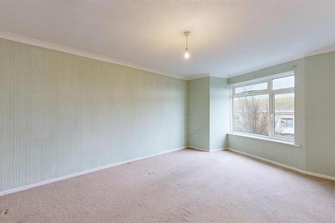 2 bedroom flat for sale - Westhill Road, Weymouth