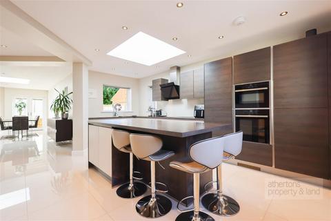 52a Knowsley Road, Wilpshire, Blackburn, BB1 9PN