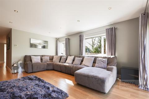 52a Knowsley Road, Wilpshire, Blackburn, BB1 9PN