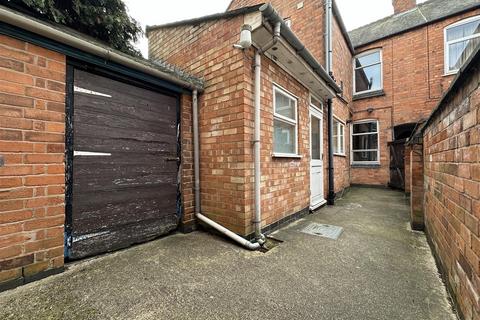 12 Central Road, Leicester, LE3 5EH