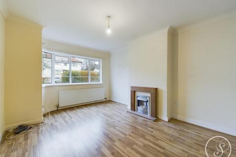 2 bedroom flat to rent - Sandringham Gardens, Moortown, Leeds