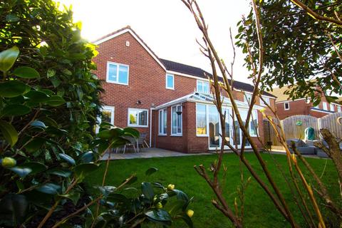 22 Grenada Close, Lower Darwen, Darwen, BB3 0SB