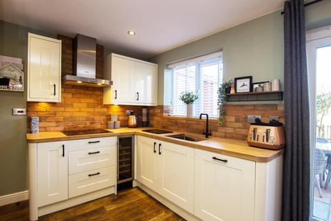 22 Grenada Close, Lower Darwen, Darwen, BB3 0SB