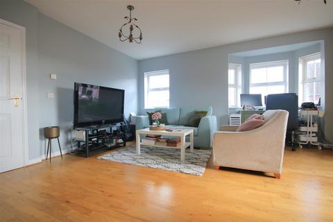 2 bedroom apartment for sale, Parsons Road, Langley