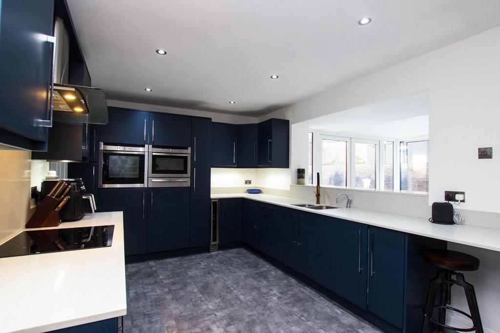 Sunnymere Drive (3).jpg