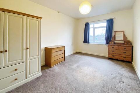 2 bedroom retirement property for sale, Rohan Gardens, All Saints Road, Warwick