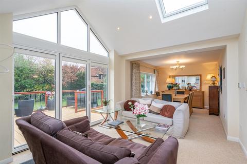 31 Pebblemoor, Edlesborough, Dunstable, LU6 2HZ