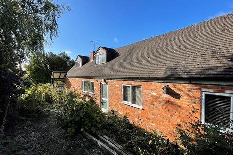 3 bedroom detached bungalow for sale, School Lane, Priors Marston, Southam