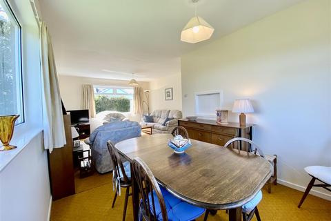 3 bedroom semi-detached bungalow for sale, Bryn Estate, Morfa Nefyn, Pwllheli