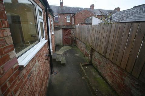 30 Easson Road, Darlington, DL3 6BB
