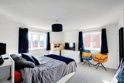 2 bedroom maisonette for sale, Nicholson Close, Redhill, Nottingham