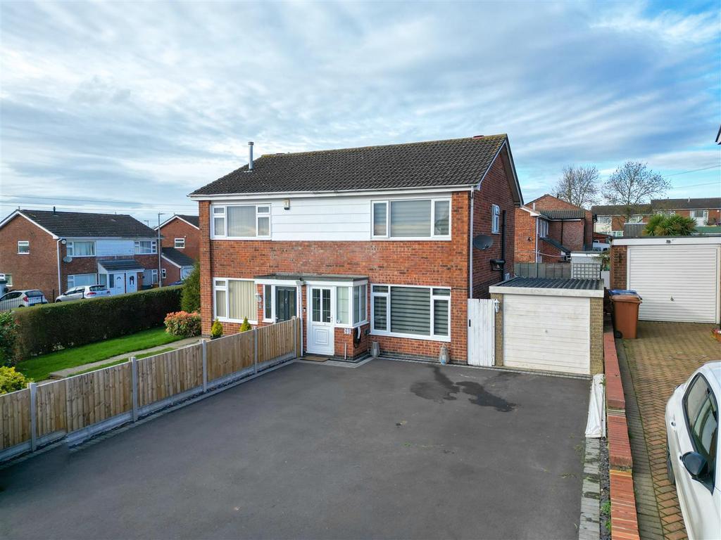 Seaforth Drive, Hinckley 3 bed semidetached house for sale £260,000