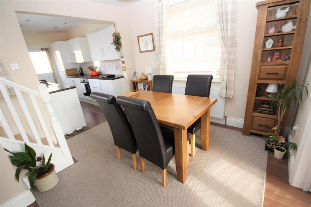 Oaston Road, Nuneaton 3 bed detached bungalow for sale £300,000