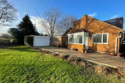 4 bedroom detached bungalow for sale - Kettle End, Barton, Richmond DL10