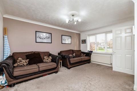 3 bedroom detached house for sale, Clarkson Drive, Grimsby DN41