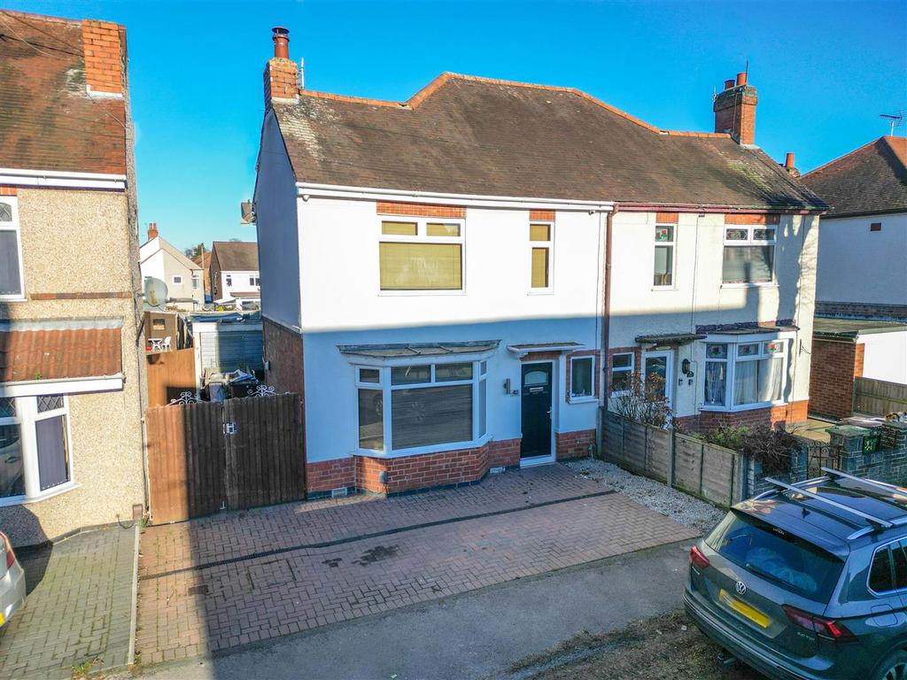 Merevale Avenue, Nuneaton 2 bed semidetached house £200,000