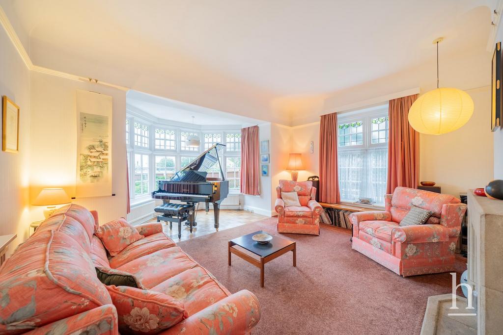 Cable Road, Hoylake CH47 6 bed semidetached house for sale £595,000