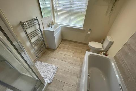 2 New Row, Eppleby, Richmond, DL11 7AW