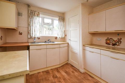 1 bedroom flat for sale, 73 Meadow Lane, Wombourne, Wolverhampton