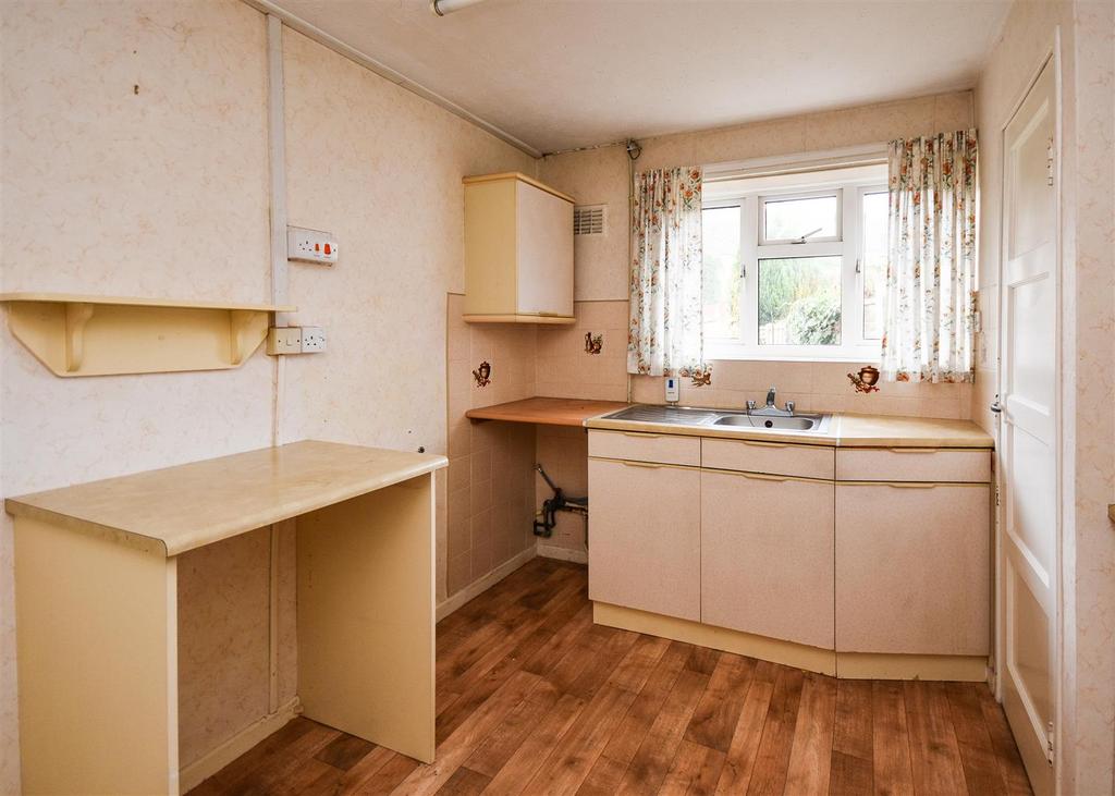 73 Meadow Road - Kitchen.jpg