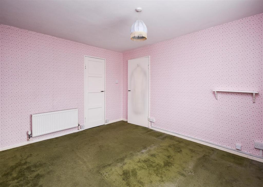 73 Meadow Road - Bedroom.jpg