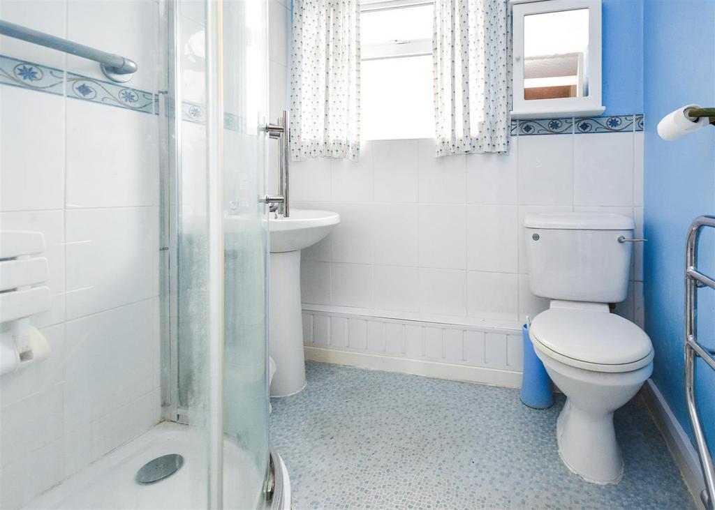 73 Meadow Road - Bathroom.jpg