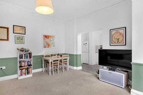 Flat D1, 22 Rodway Road, Bromley, BR1 3JL