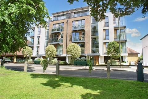 2 bedroom apartment to rent, Queens Road, Hersham, Walton-On-Thames