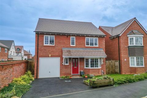 4 bedroom detached house for sale, Ombersley Drive, Nuneaton