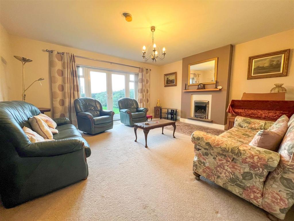 Windermere Avenue, Nuneaton 4 bed detached bungalow for sale £435,000