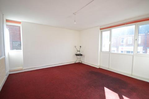 2 bedroom property to rent, Bridge Street, Rothwell, Kettering
