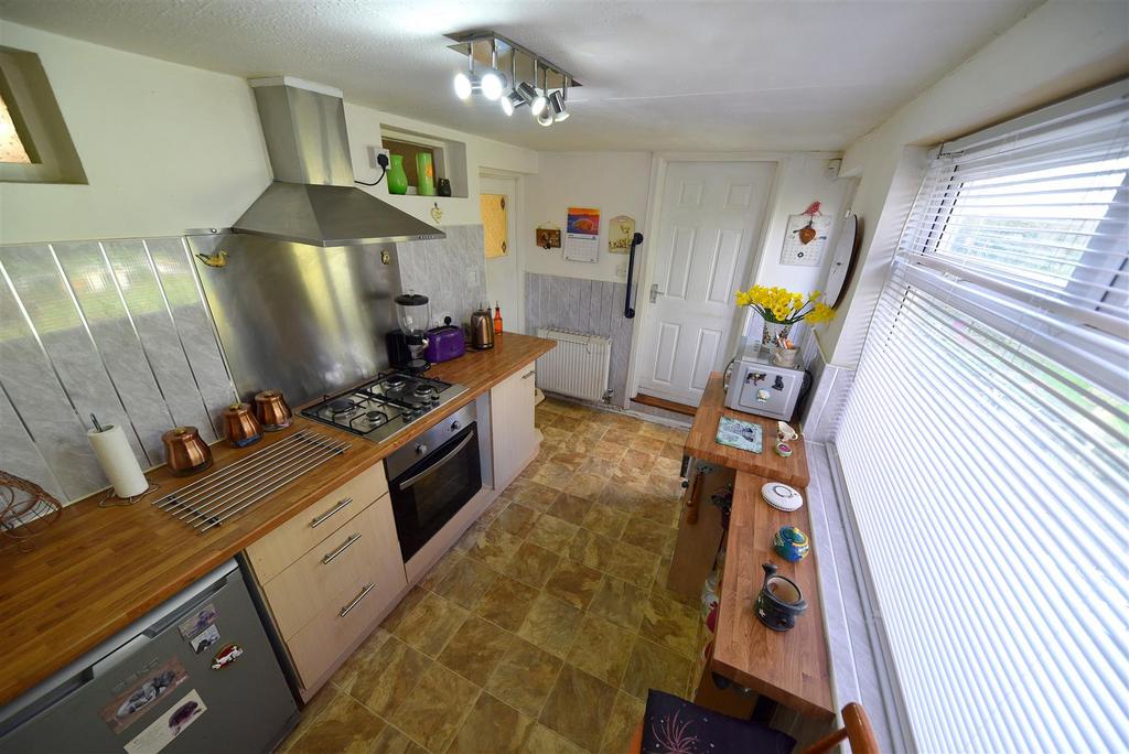 Kitchen22.JPG