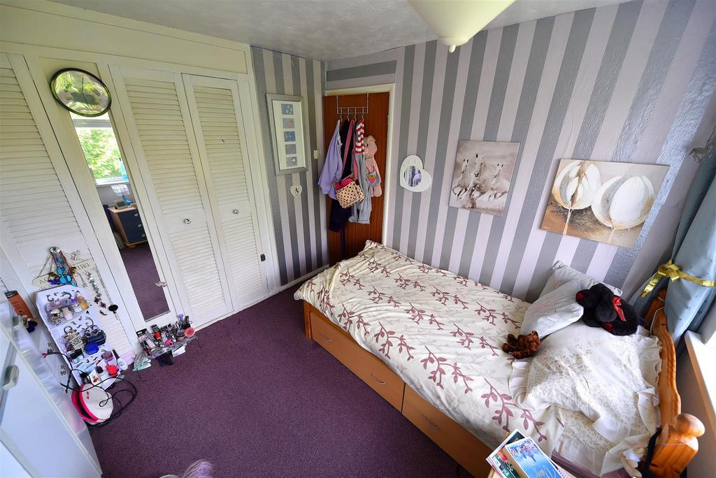 Bed2.3.JPG