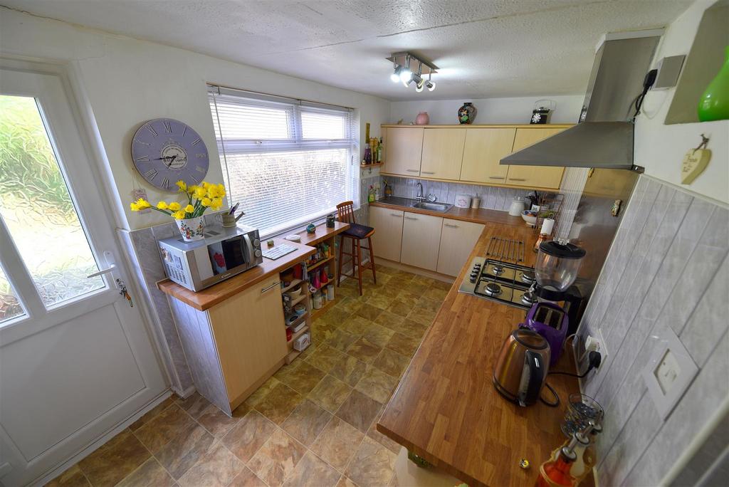 Kitchen33.JPG
