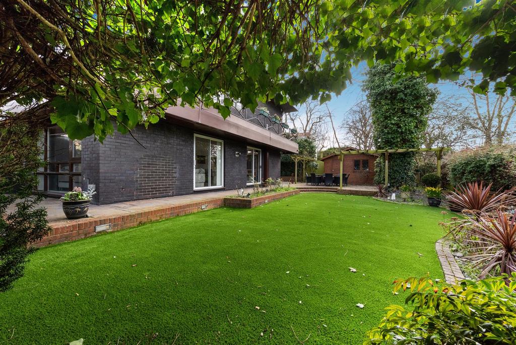 West Heath Avenue, Golders Hill Park... 6 bed house for sale £3,790,000