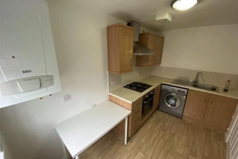 3 bedroom house to rent - Metcombe Way, Beswick, Manchester