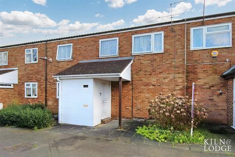 27 Mariskals, Basildon, SS13 3EH
