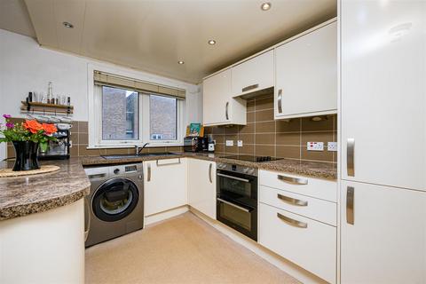 2 bedroom flat for sale - Kinghorne Place, Dundee DD3