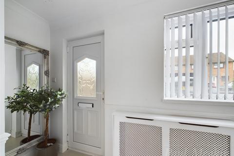 18 Witley Crescent, New Addington, Croydon, CR0 0RQ