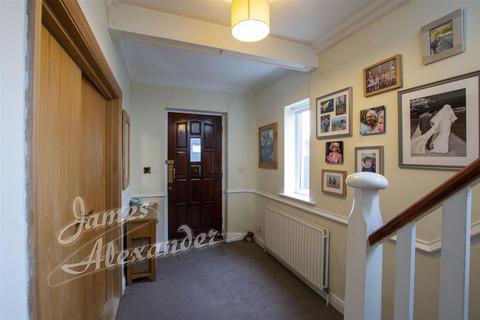 4 bedroom semi-detached house for sale, Green Lane, London