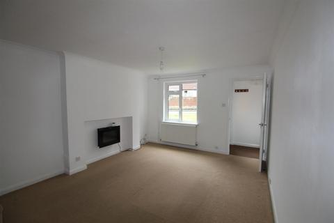 2 bedroom terraced house to rent, Walnut Road, Honiton