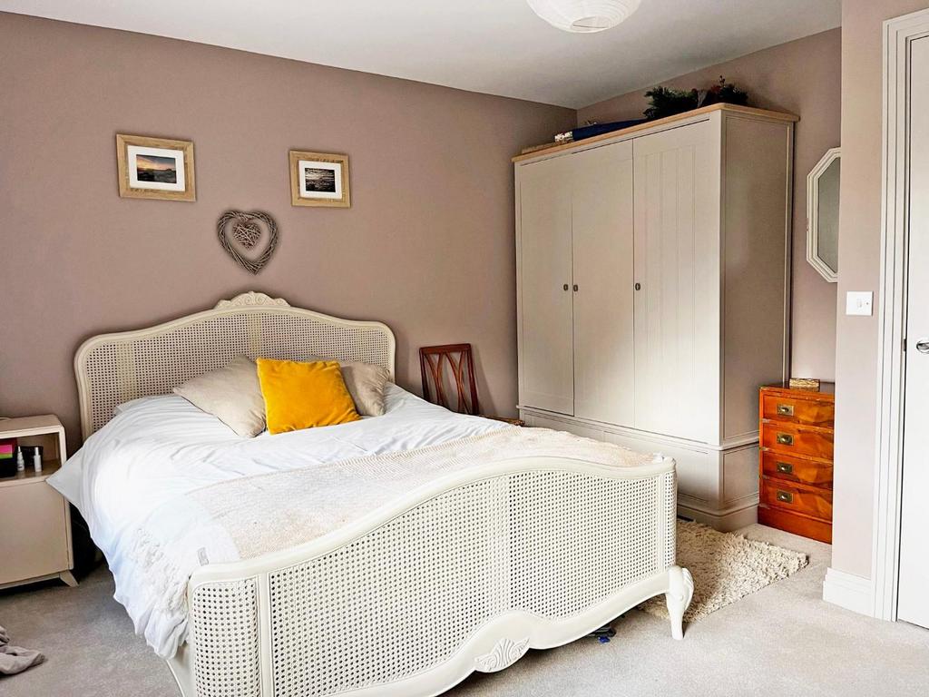 Bedroom.1b.jpg