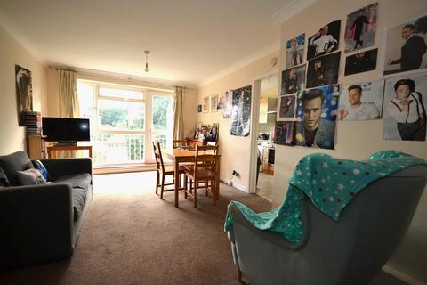 2 bedroom flat for sale, Warwick Road, Barnet