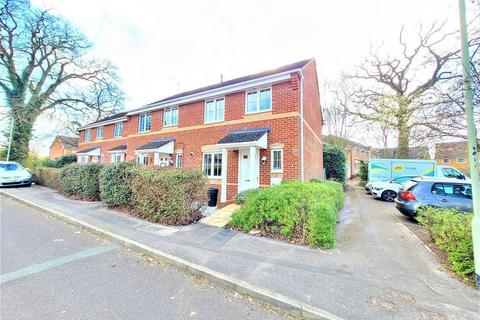 2 bedroom end of terrace house for sale, Rayner Drive, Arborfield, Reading, RG2 9FB