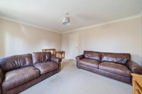 3 bedroom end of terrace house for sale, Washburn Close, Bedford