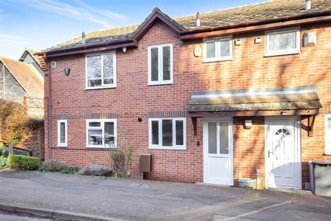 2 bedroom terraced house for sale, Castle Road, Wellingborough NN8