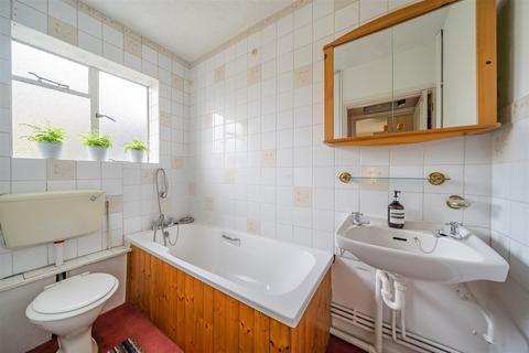 21 Border Road, Haslemere, GU27 1PG